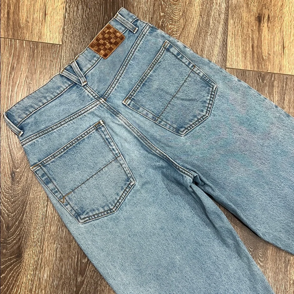 VANS Check-5 Baggy Denim Pants Color: Stonewash Blue